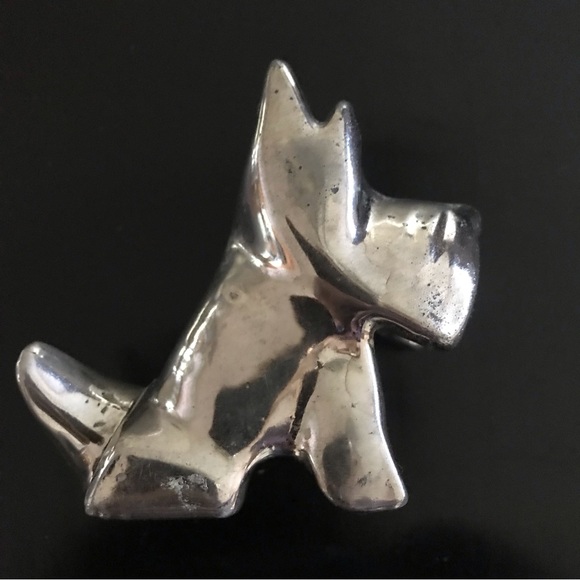 Vintage Metal Scottie Dog S & P Shakers, each 2 3/4” H x 1 1/2” W x 3” D - Picture 10 of 15